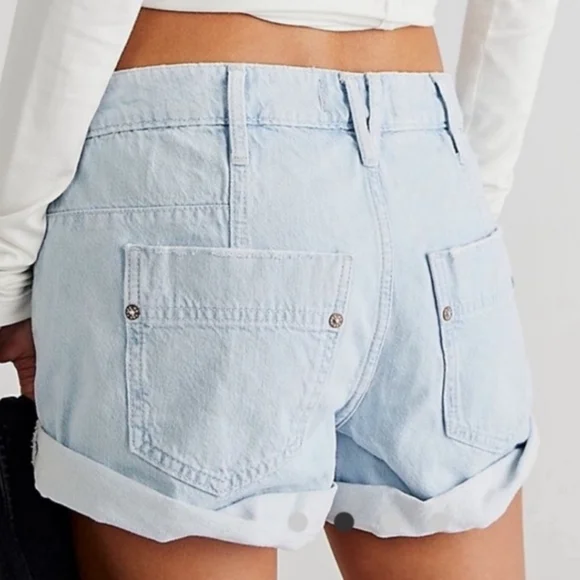 Free People | Denim Blue Jean Light We The Free Beginner's Luck Slouch Shorts - Picture 2 of 11